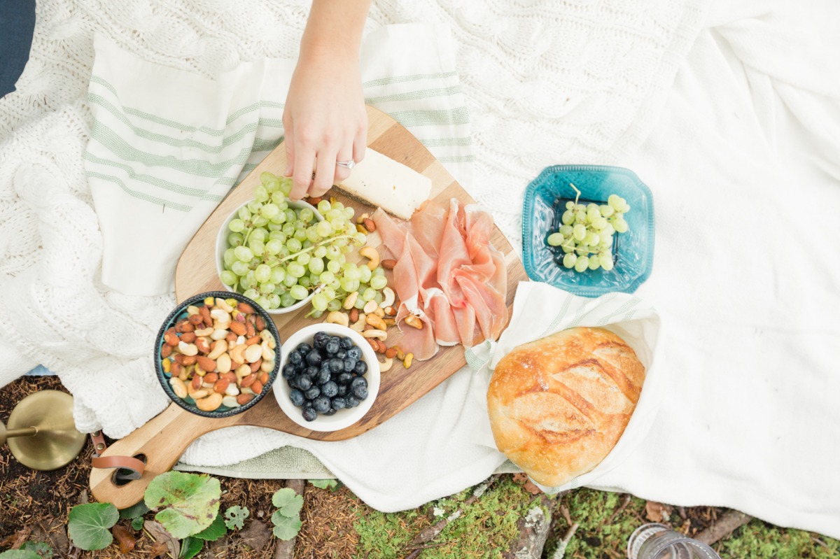 simple-mountain-elopement-christa-norman