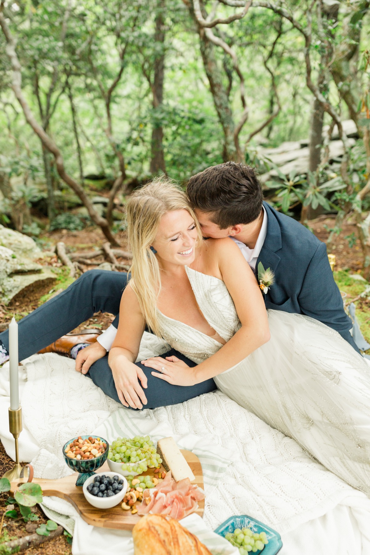 simple-mountain-elopement-christa-norman