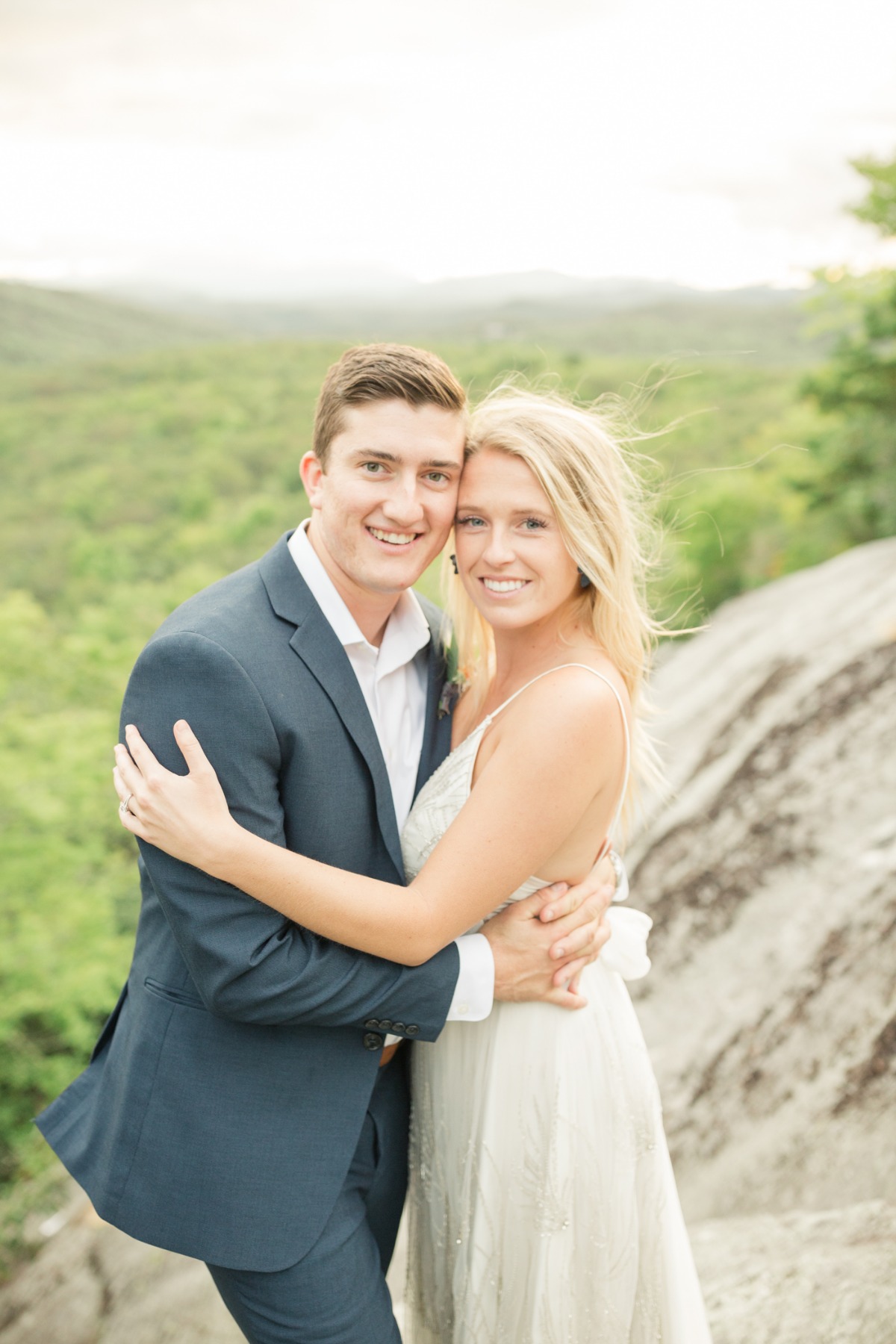 simple-mountain-elopement-christa-norman