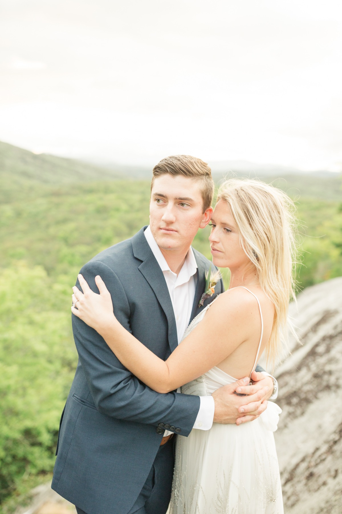 simple-mountain-elopement-christa-norman