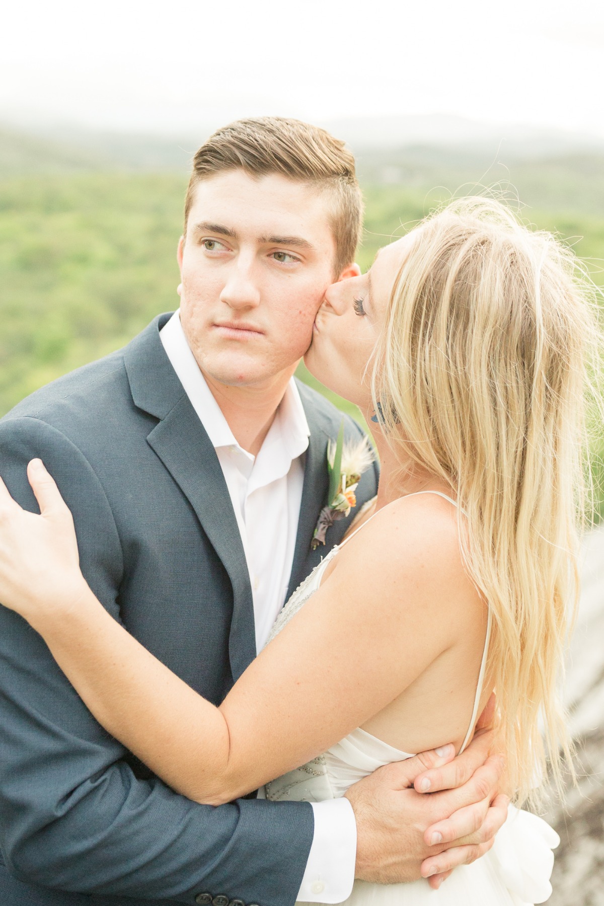 simple-mountain-elopement-christa-norman