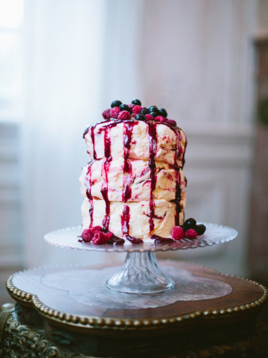 This Is How You Do Ice Cream Cake on Your Wedding Day