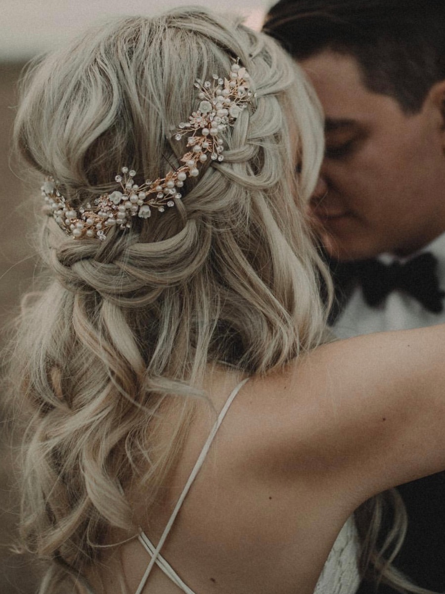 5 Bridal Hair Pieces to Match Your Style