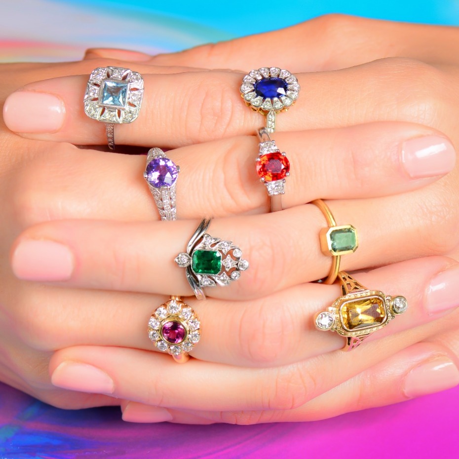 5 Rings That Remind Us of Katy Perryâs Flower-Style Rock