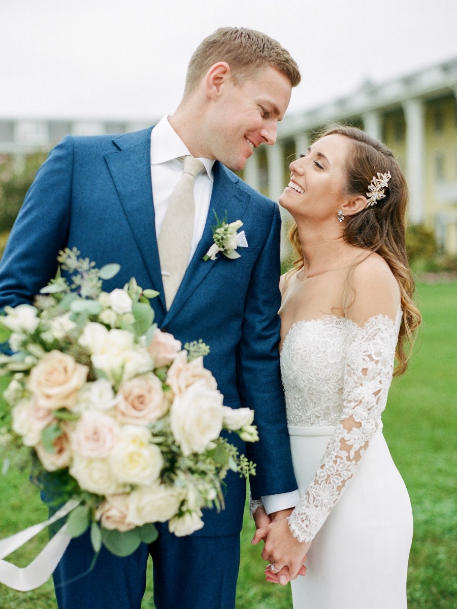 A Coastal Garden Romance Wedding in Cape May