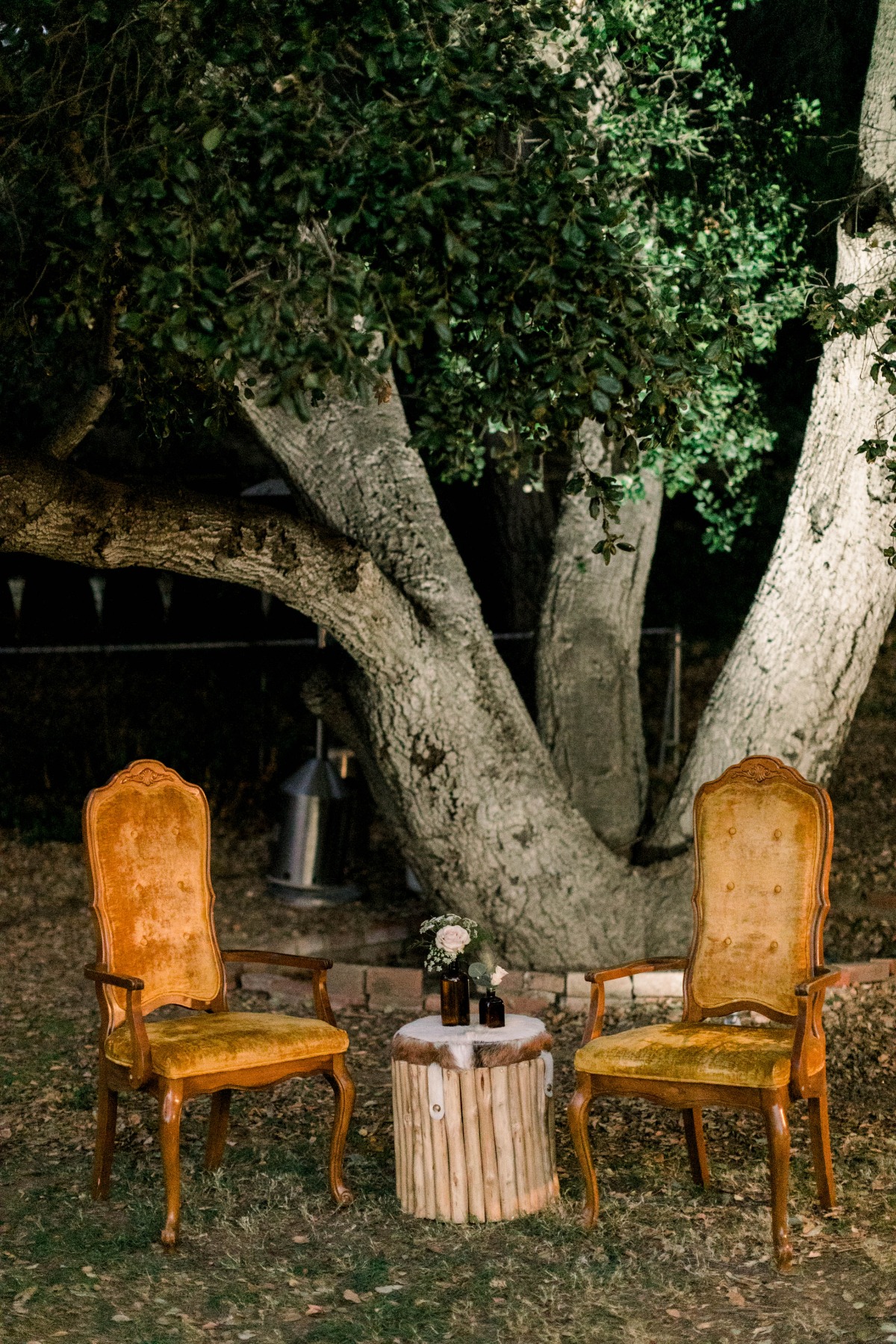 Vintage furniture wedding lounge