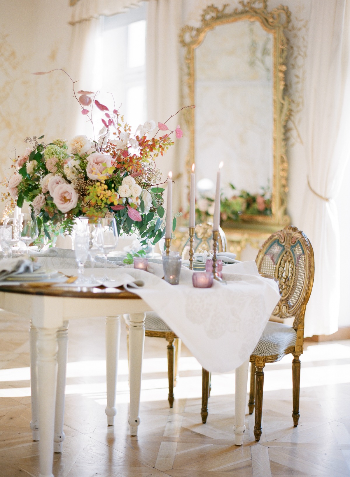 chateau_mcely_wedding_editorial_nikol_bo