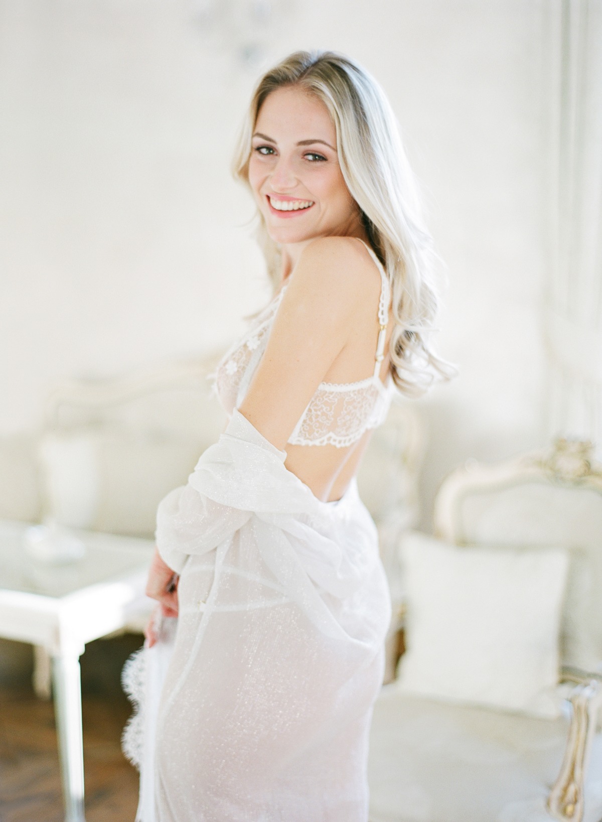 chateau_mcely_wedding_editorial_nikol_bo