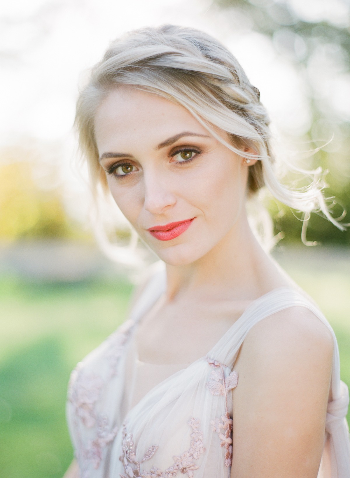 chateau_mcely_wedding_editorial_nikol_bo