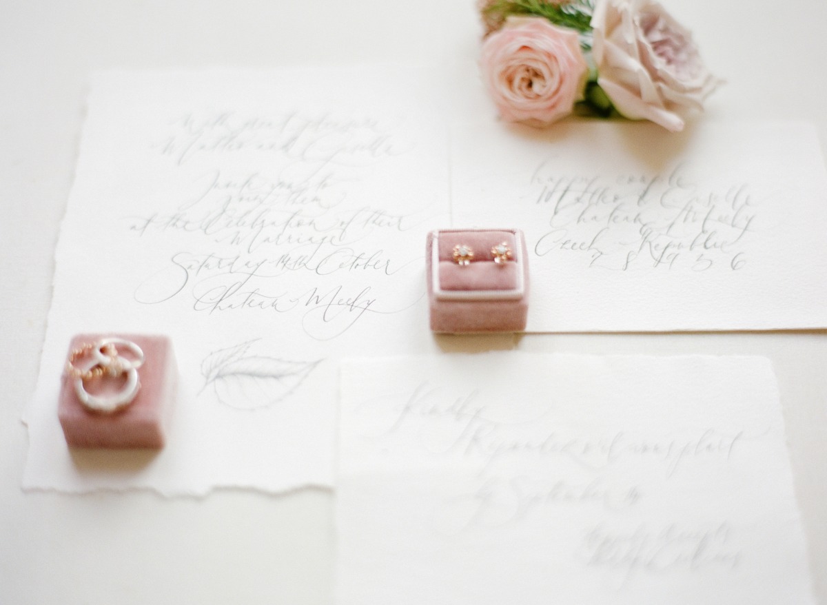 chateau_mcely_wedding_editorial_nikol_bo