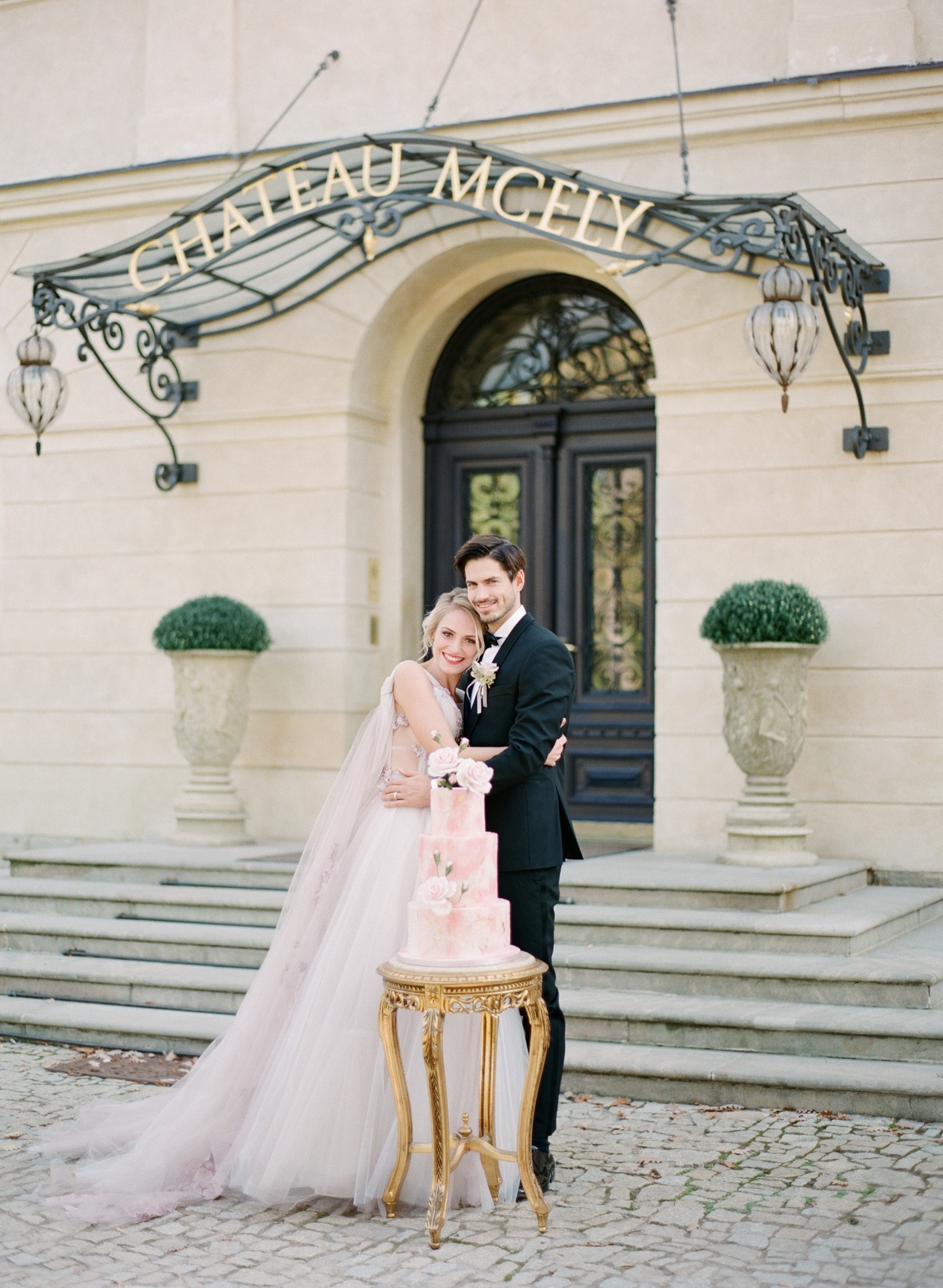 chateau_mcely_wedding_editorial_nikol_bo