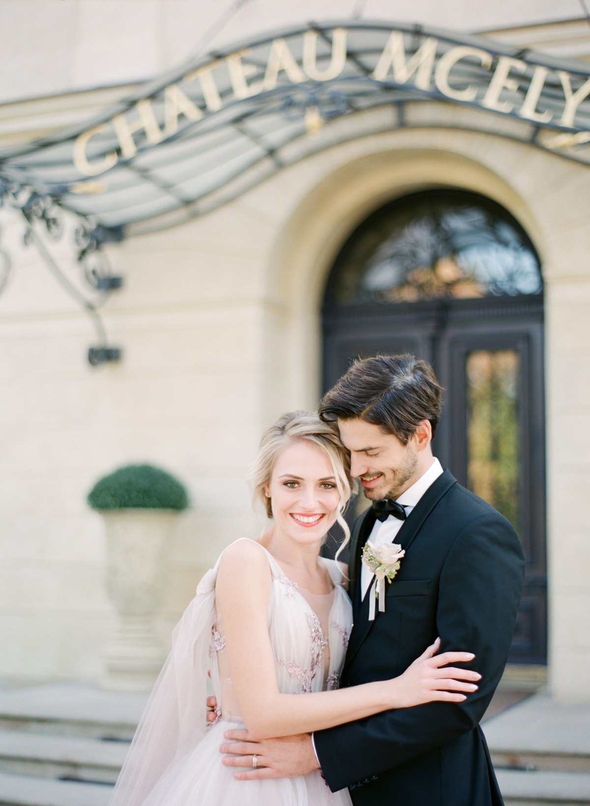 chateau_mcely_wedding_editorial_nikol_bo