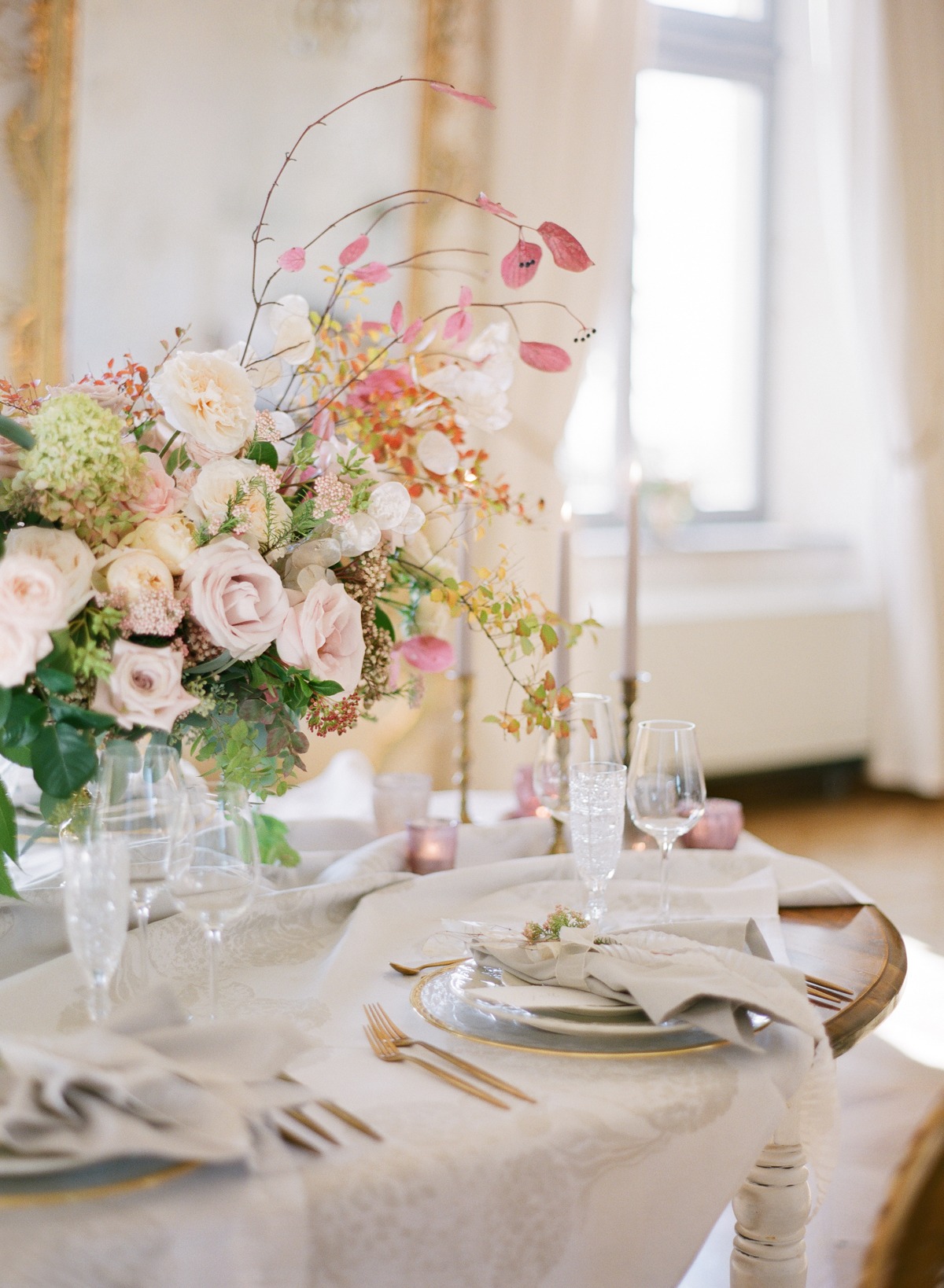 chateau_mcely_wedding_editorial_nikol_bo