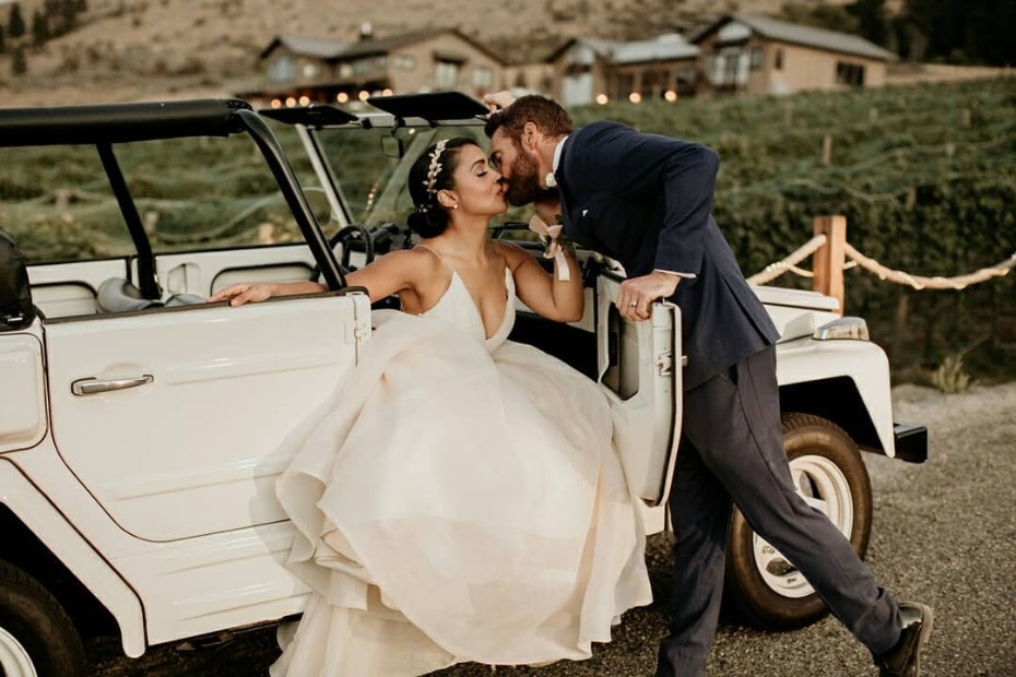 The Most Epic Wedding Kisses Weâve Seen Lately