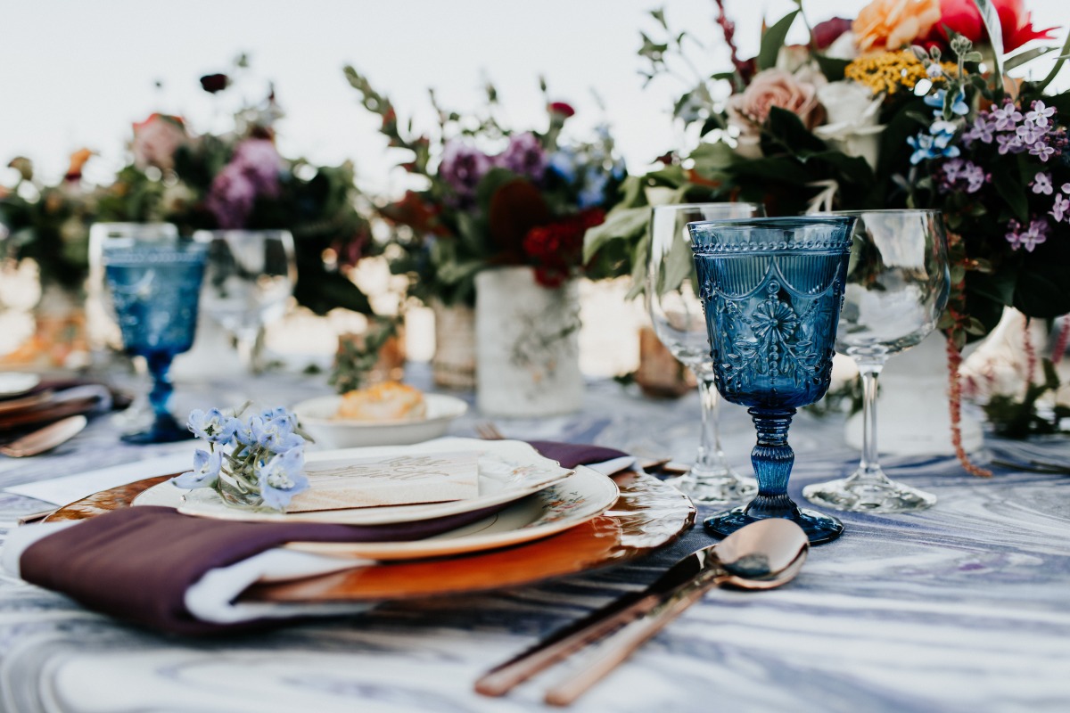 blue glassware for a wedding
