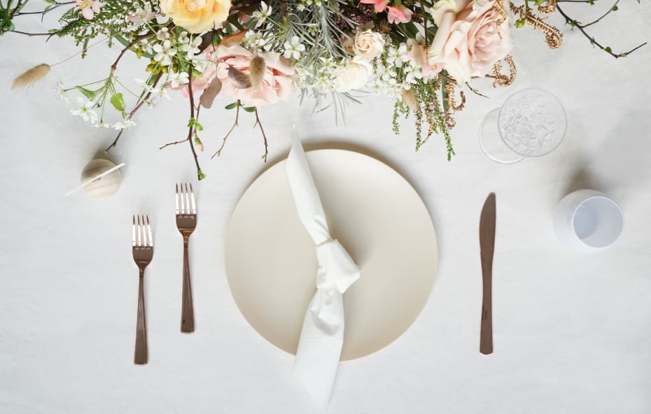 How to Throw a Stunning Bridal Luncheon for Your Bestie