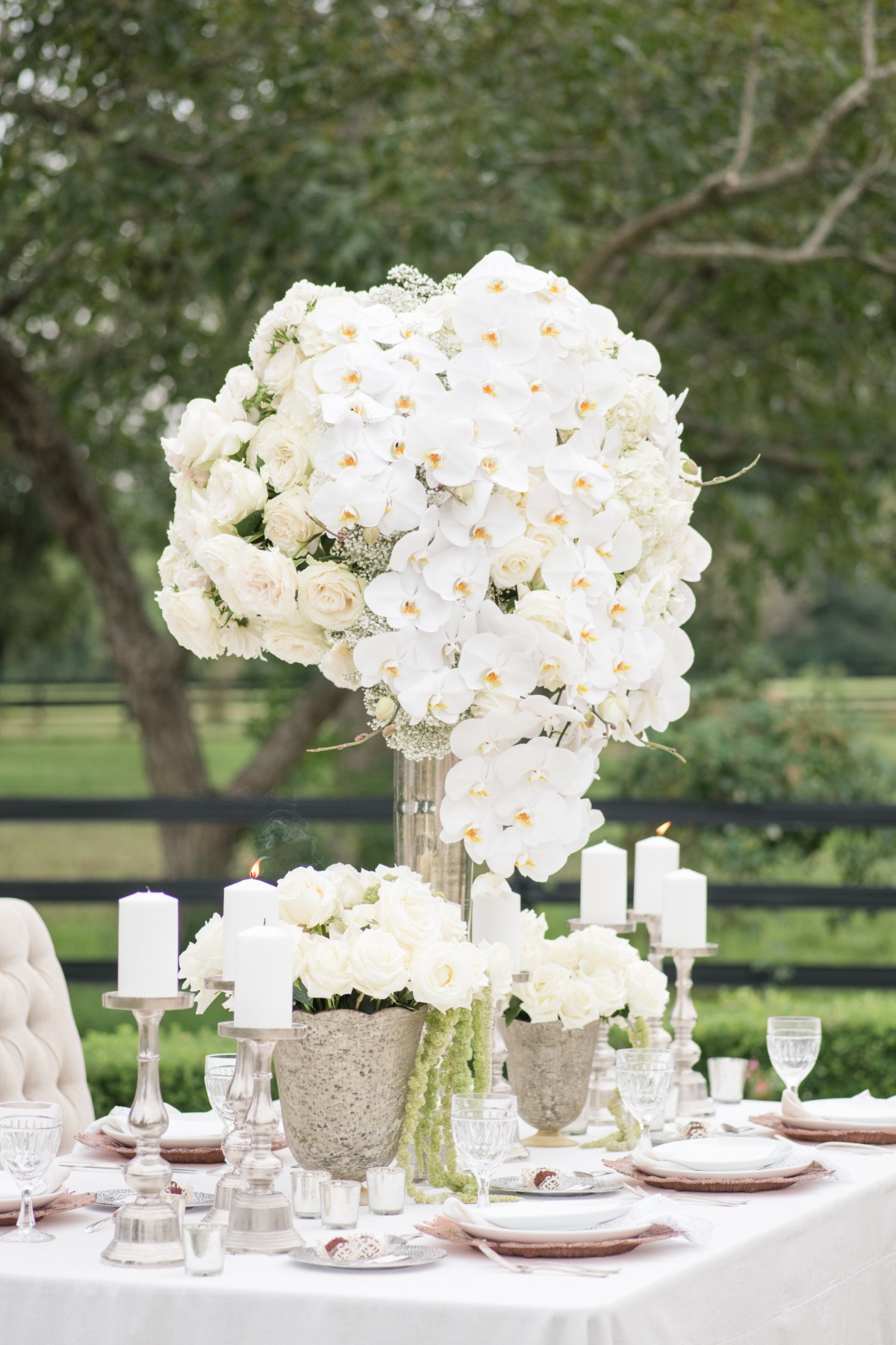 All-white wedding centerpiece