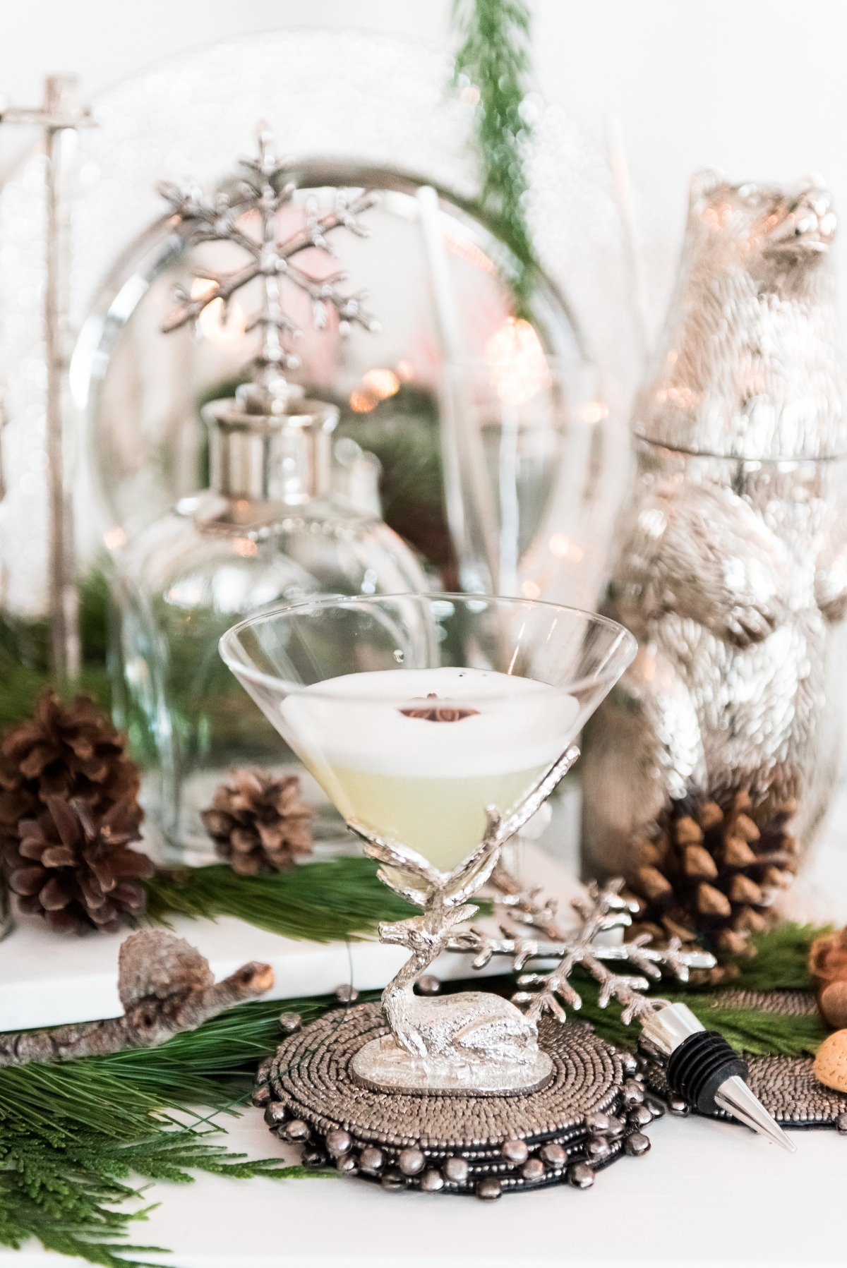 Winter wedding cocktail
