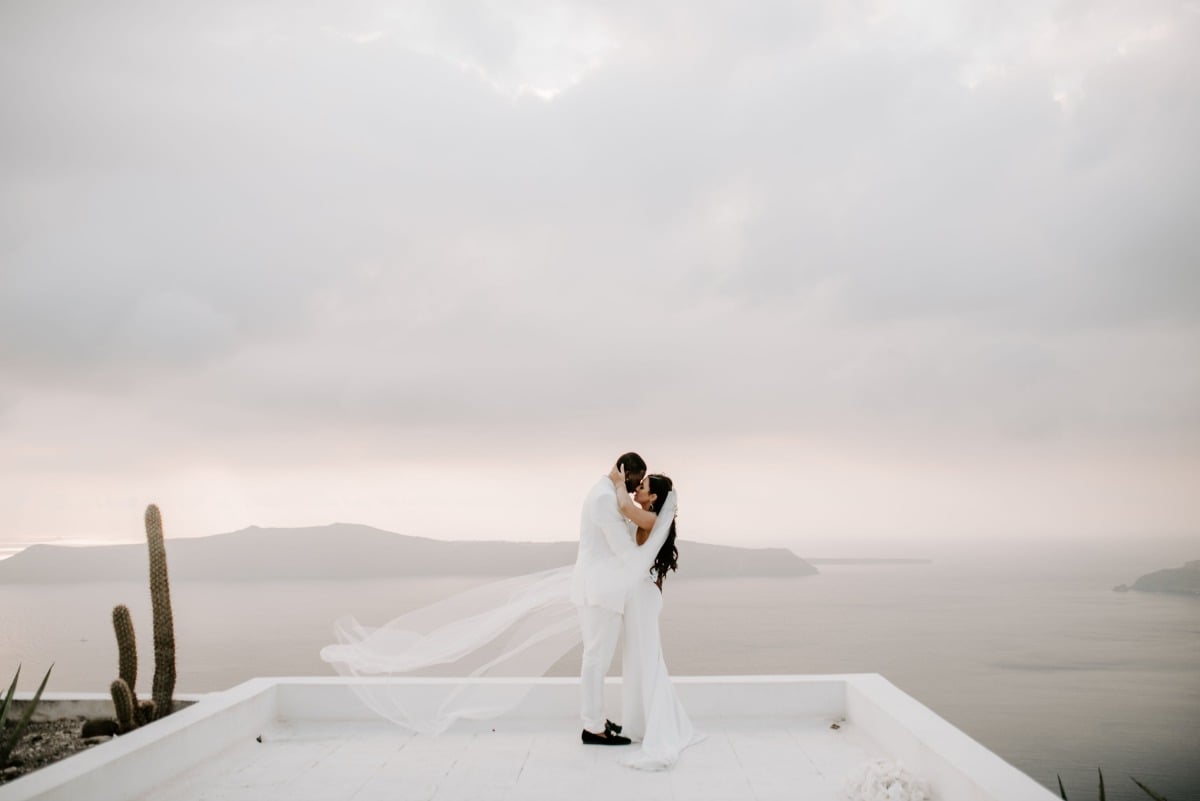 Gorgeous elopement in Greece