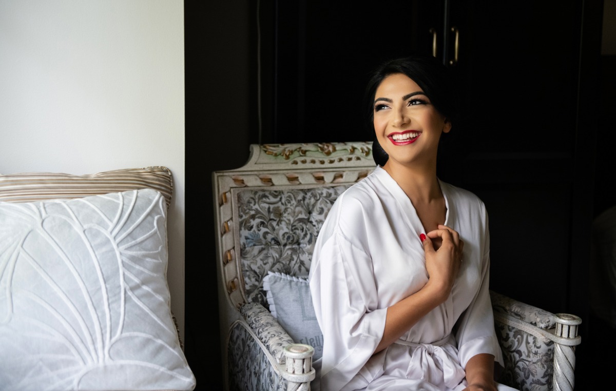 10-happy-persian-bride-in-the-morning-of