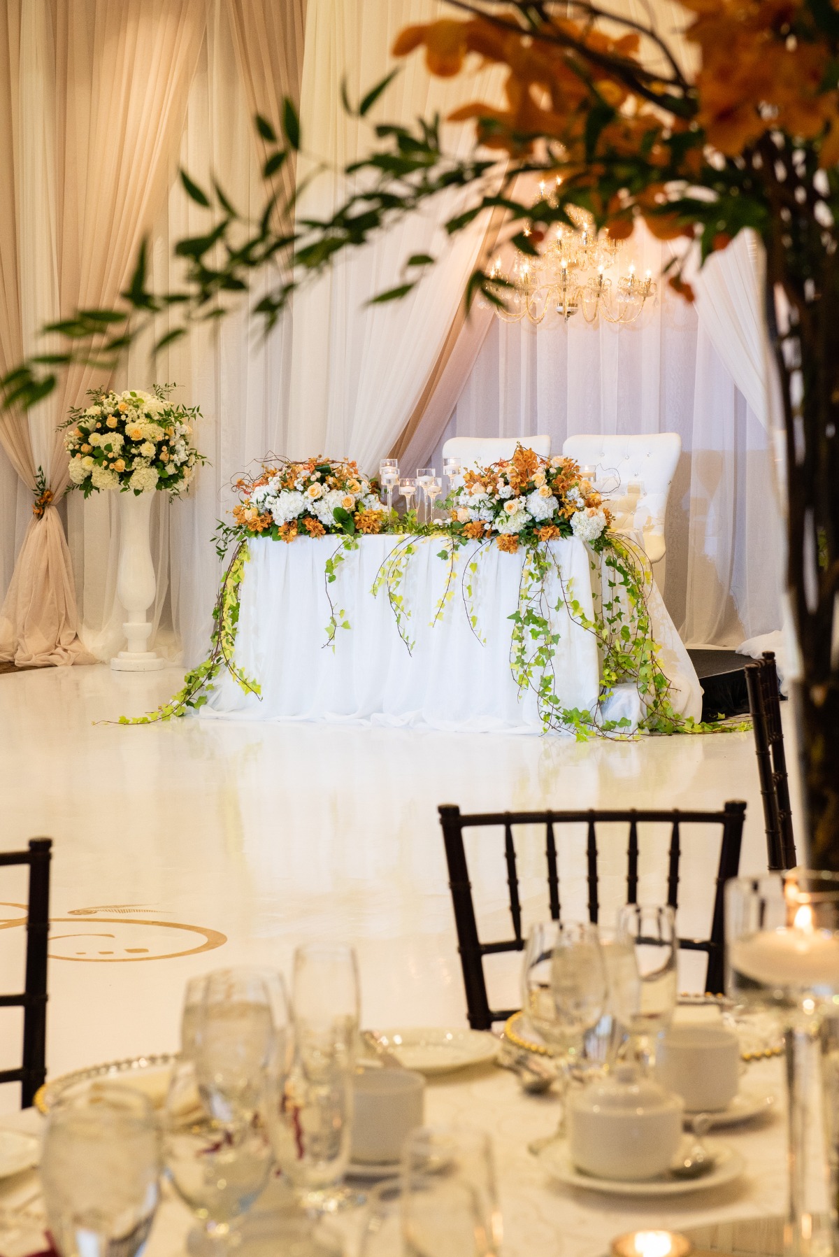 120-deer-creek-persian-wedding-decor