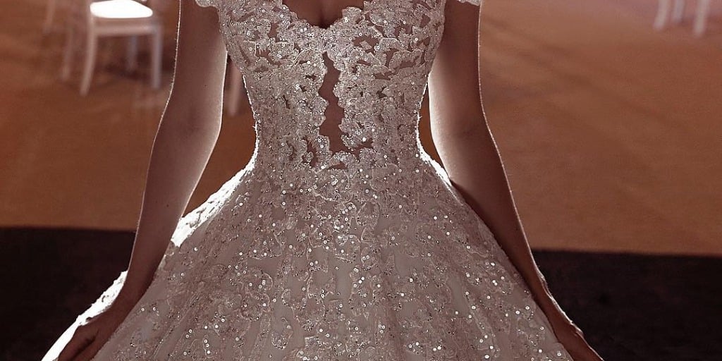 15 of the Sparkliest Wedding Dresses We’ve Ever Seen