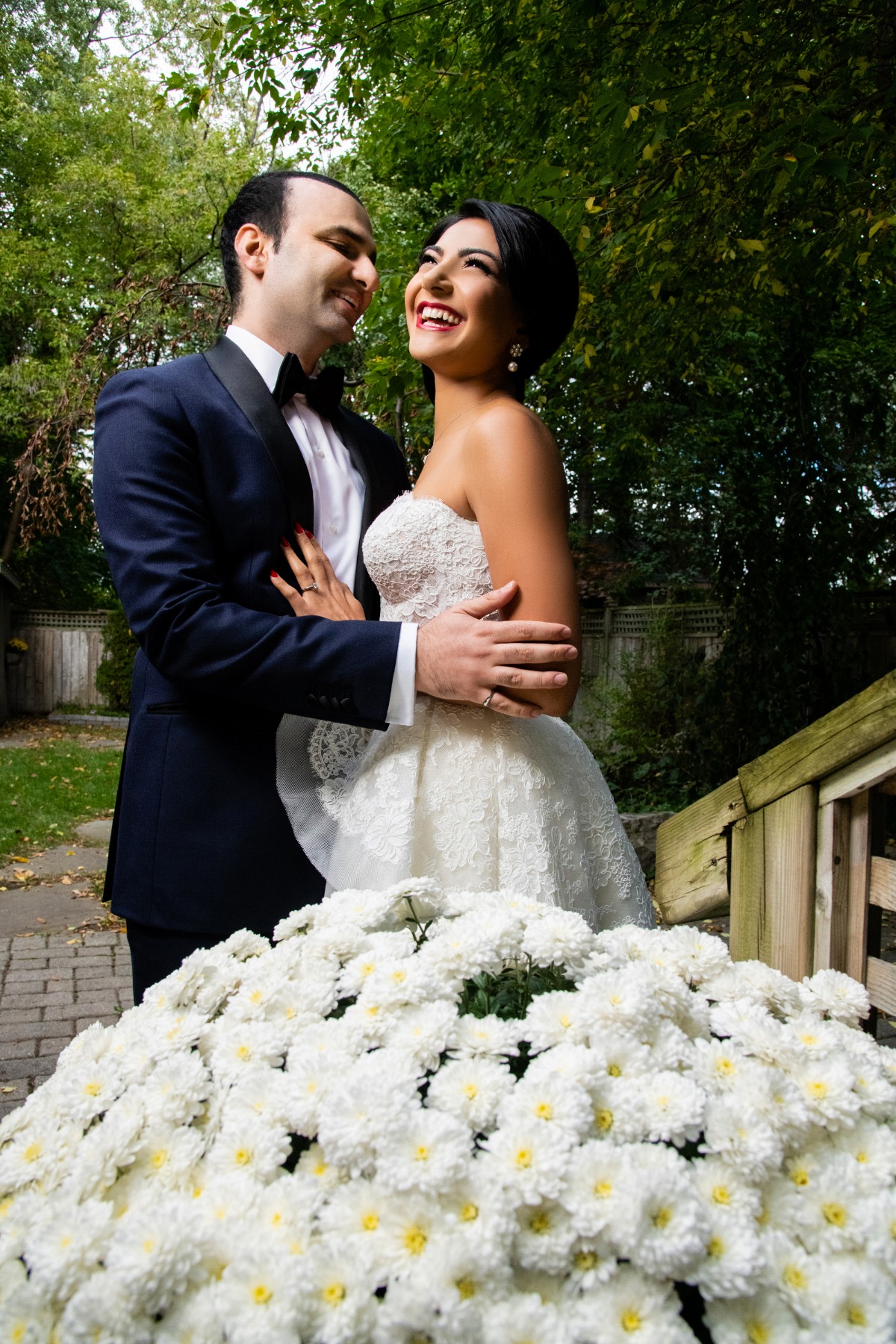 33-overjoyed-newlyweds-picture