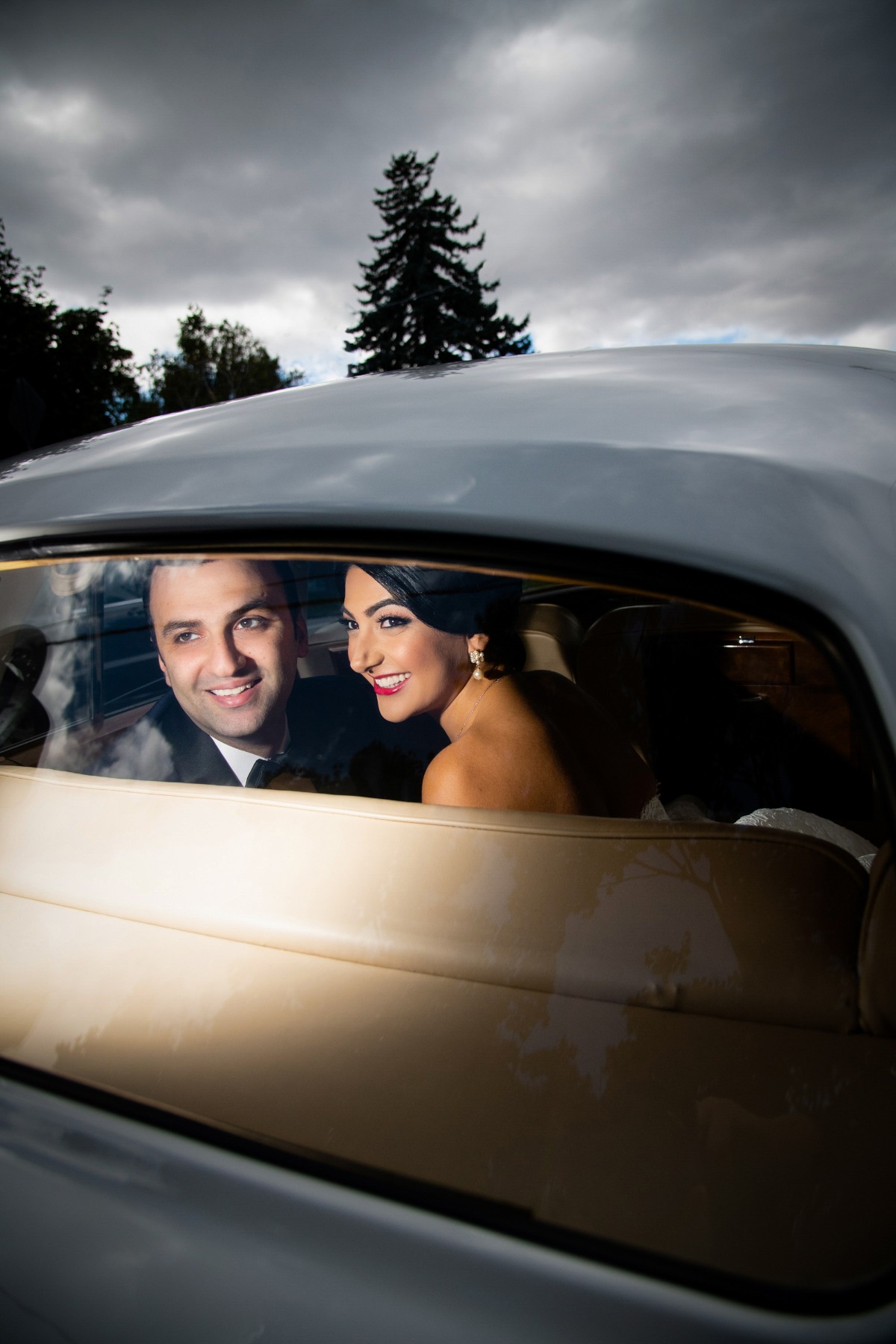 40-rear-window-photograph-of-a-bride-and