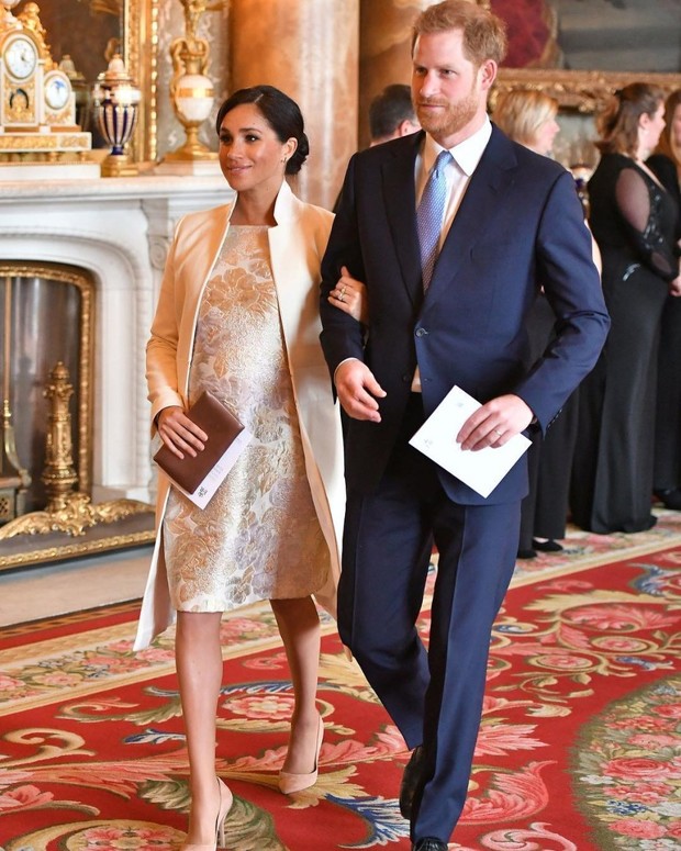 Meghan Markle Just Made Brides Everywhere Crush On Metallic - Wedding Chicks
