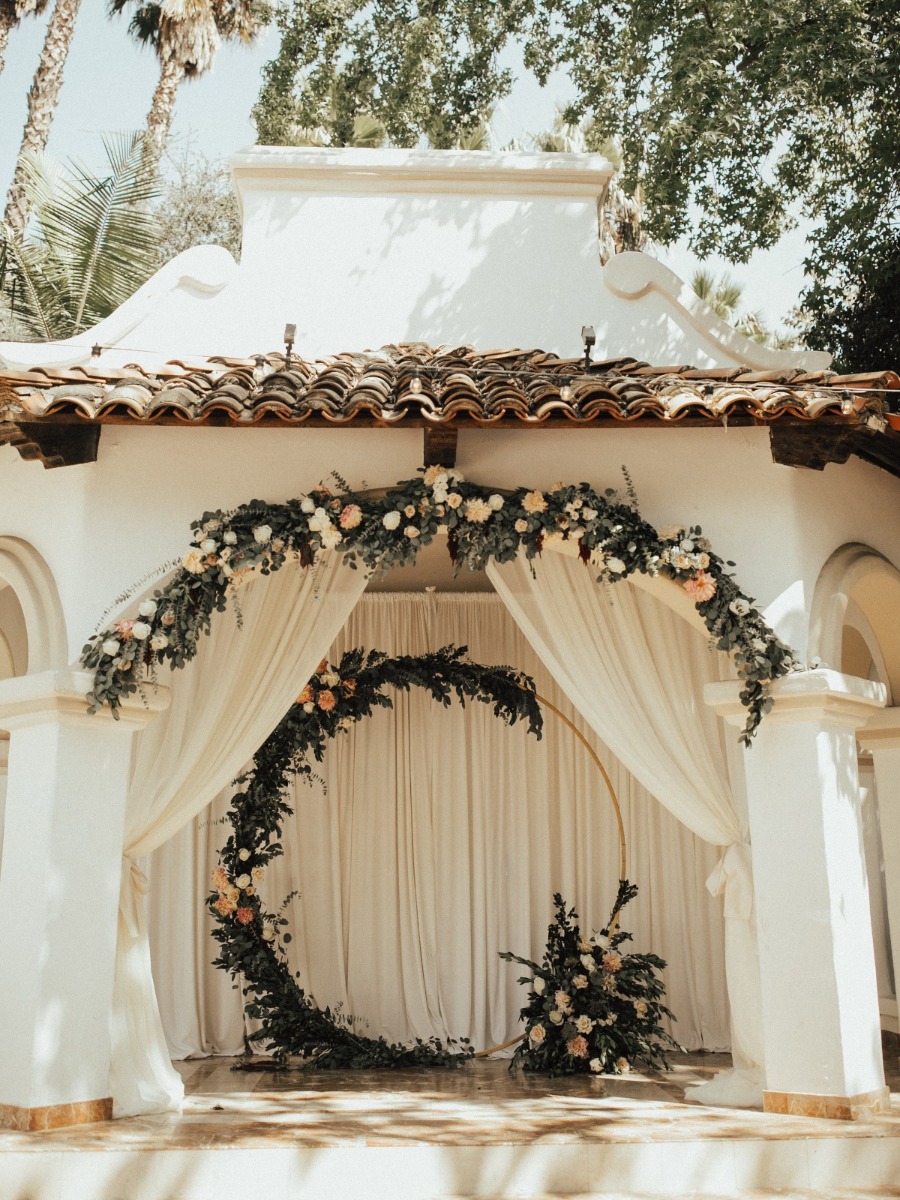 This Natural and Romantic Wedding Will Give You All the Feels