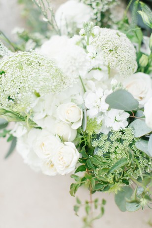 all white wedding flowers