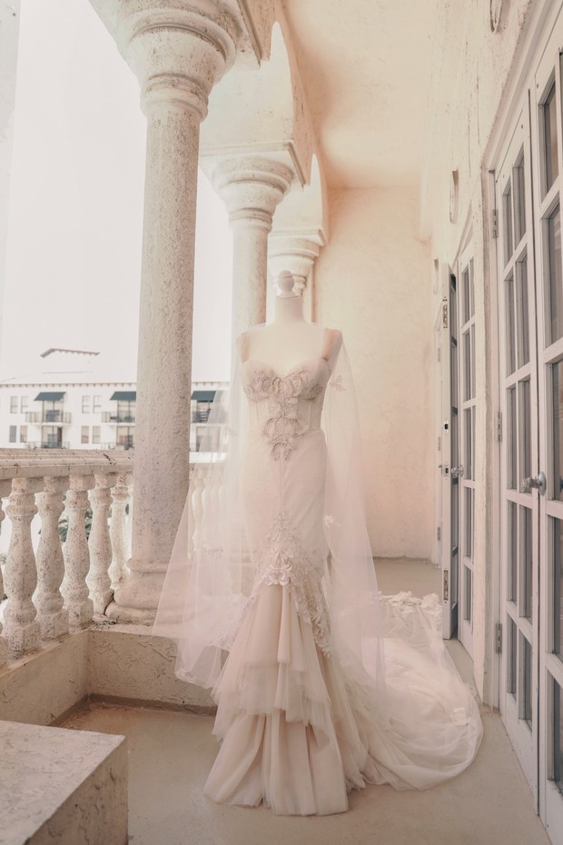 gorgeous Inbal Dror wedding dress