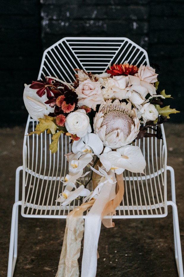modern wedding bouquet