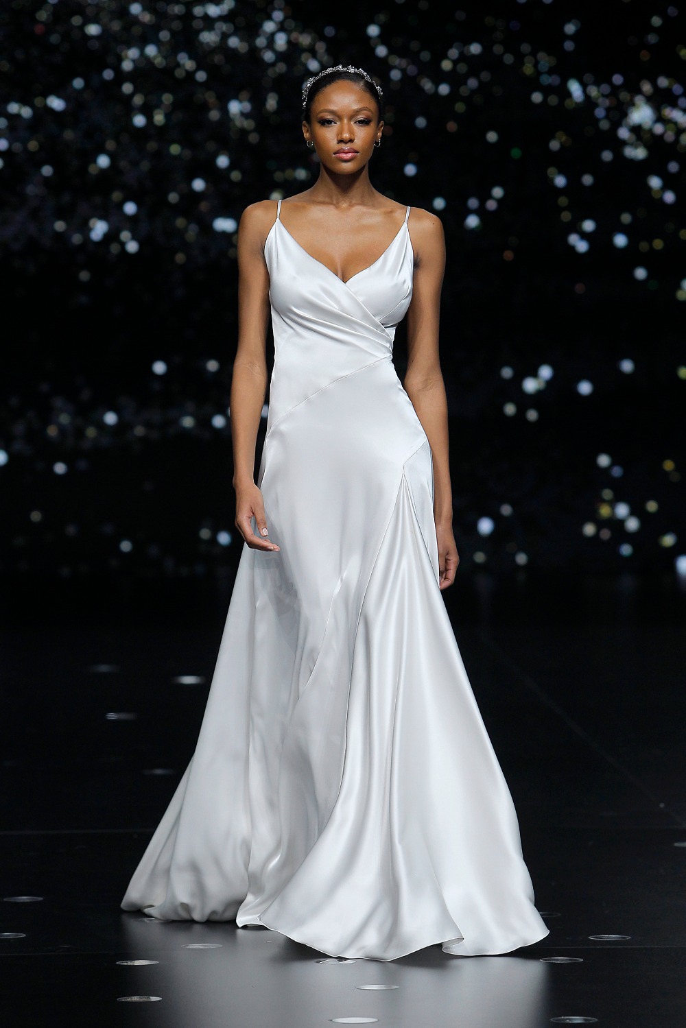 15_bigbang_pronovias-fashion-show-2019