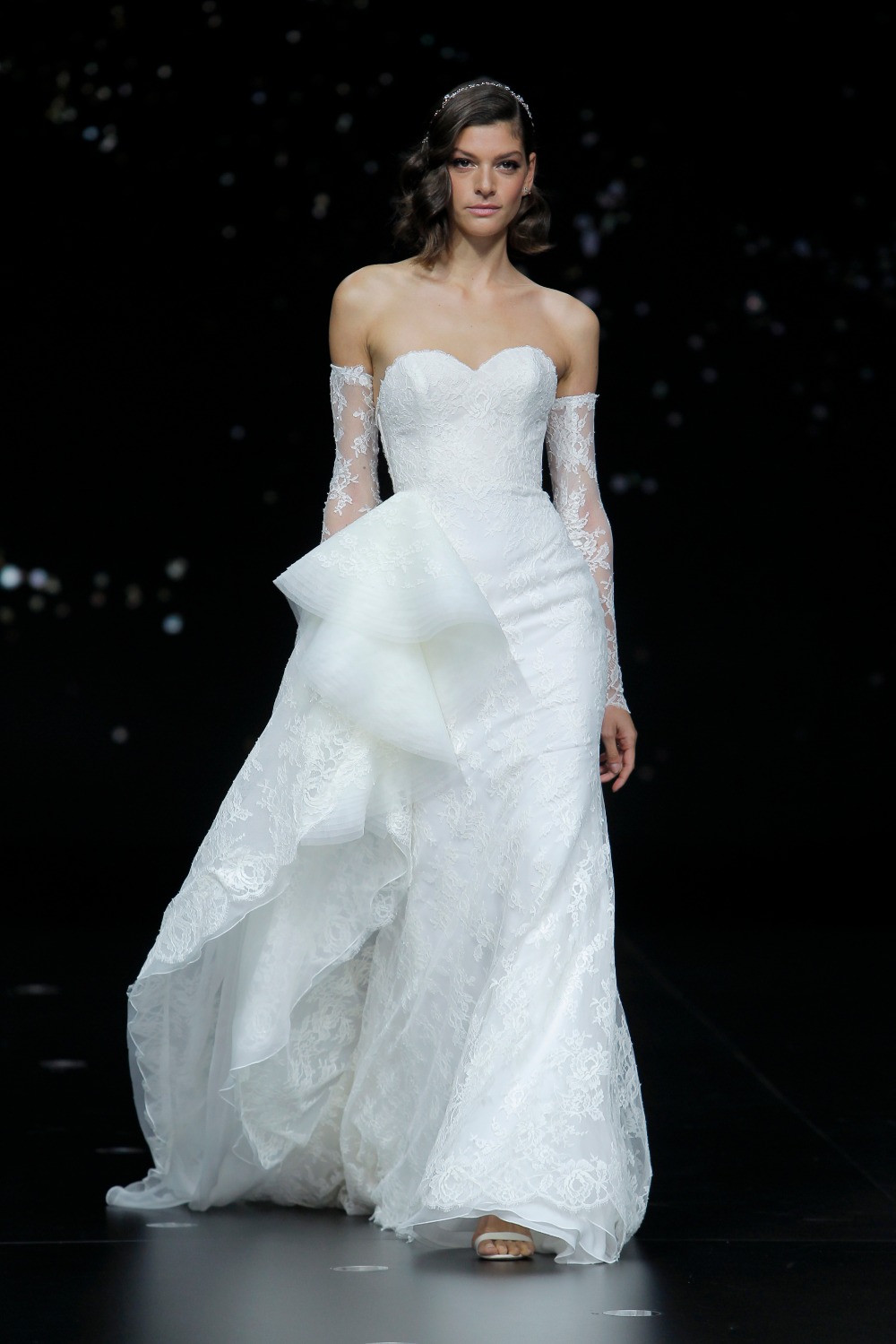 23_atomium_pronovias-fashion-show-2019
