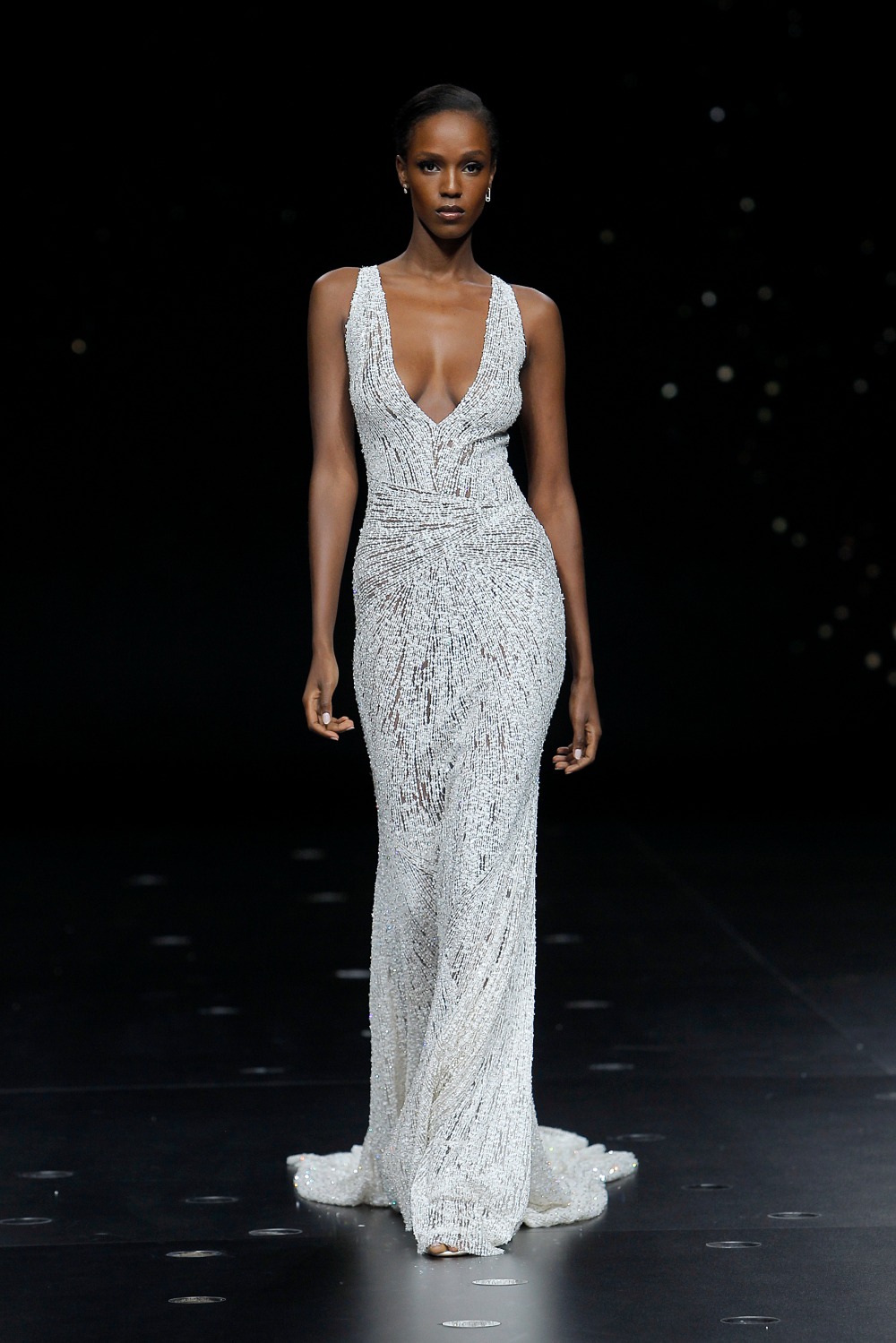 31_bella_pronovias-fashion-show-2019