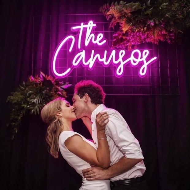 12 Neon Wedding Signs We're All About RN