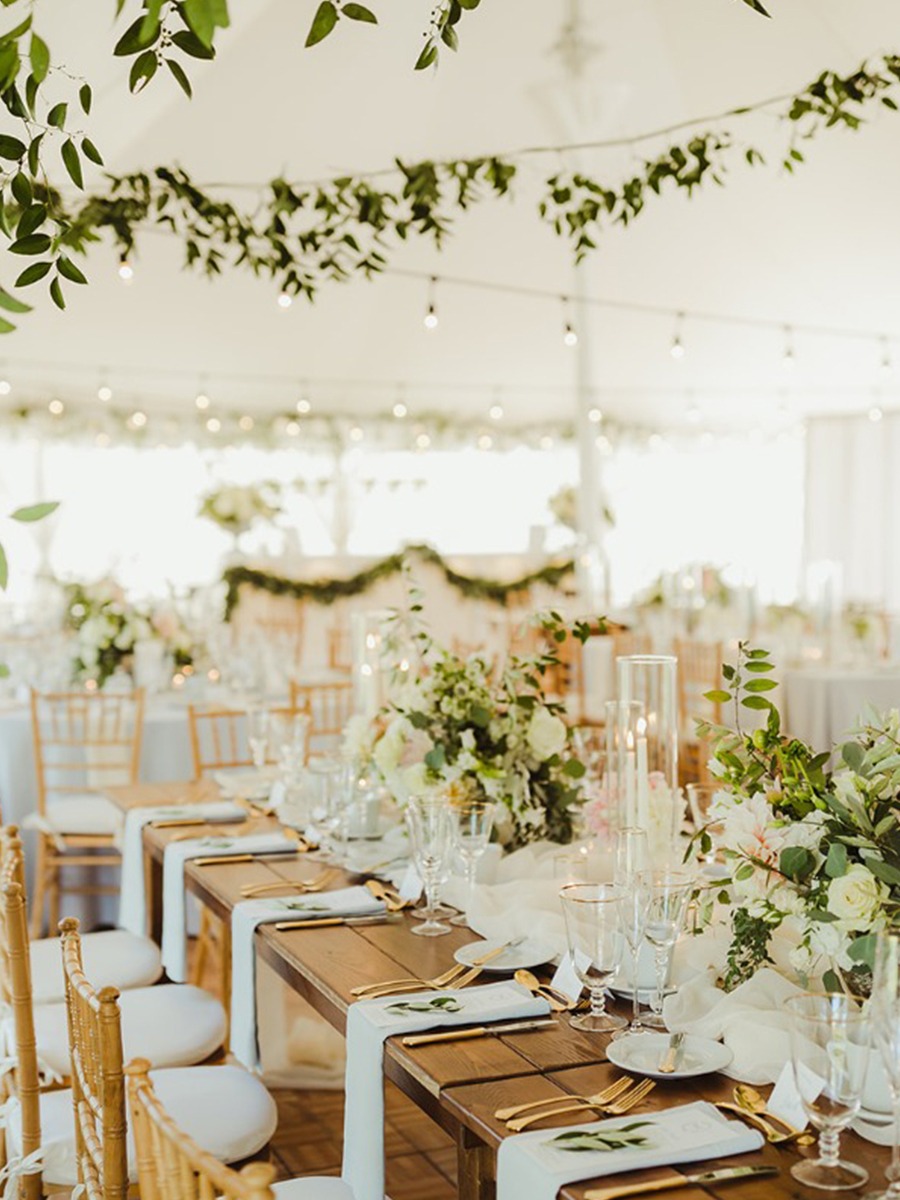 A Gold And White Chic Farmhouse Wedding