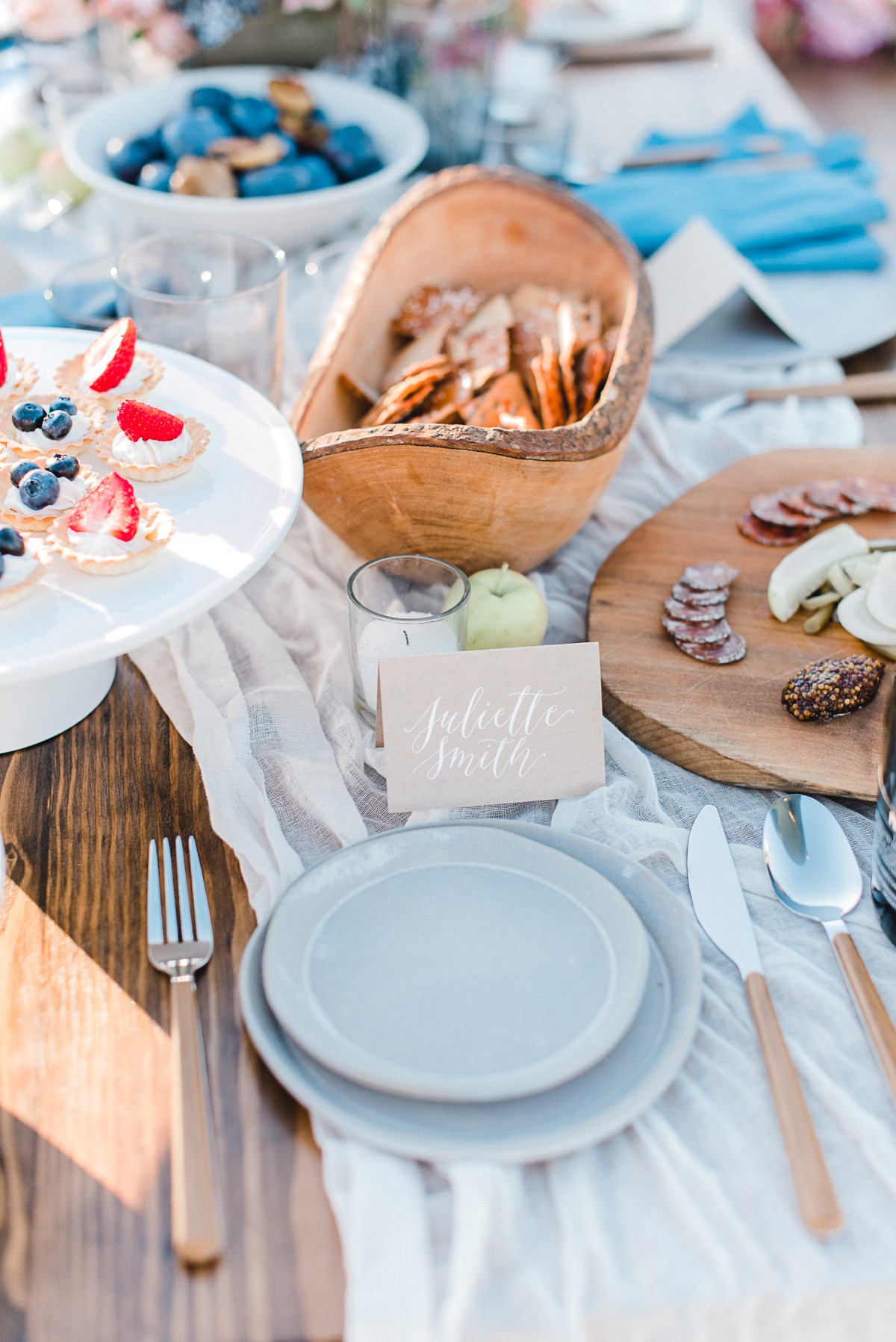 alfresco_pear_orchard_styled_shoot-39