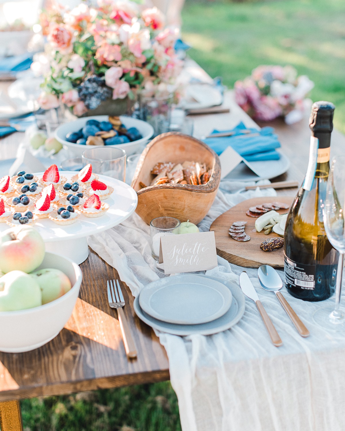 alfresco_pear_orchard_styled_shoot-40