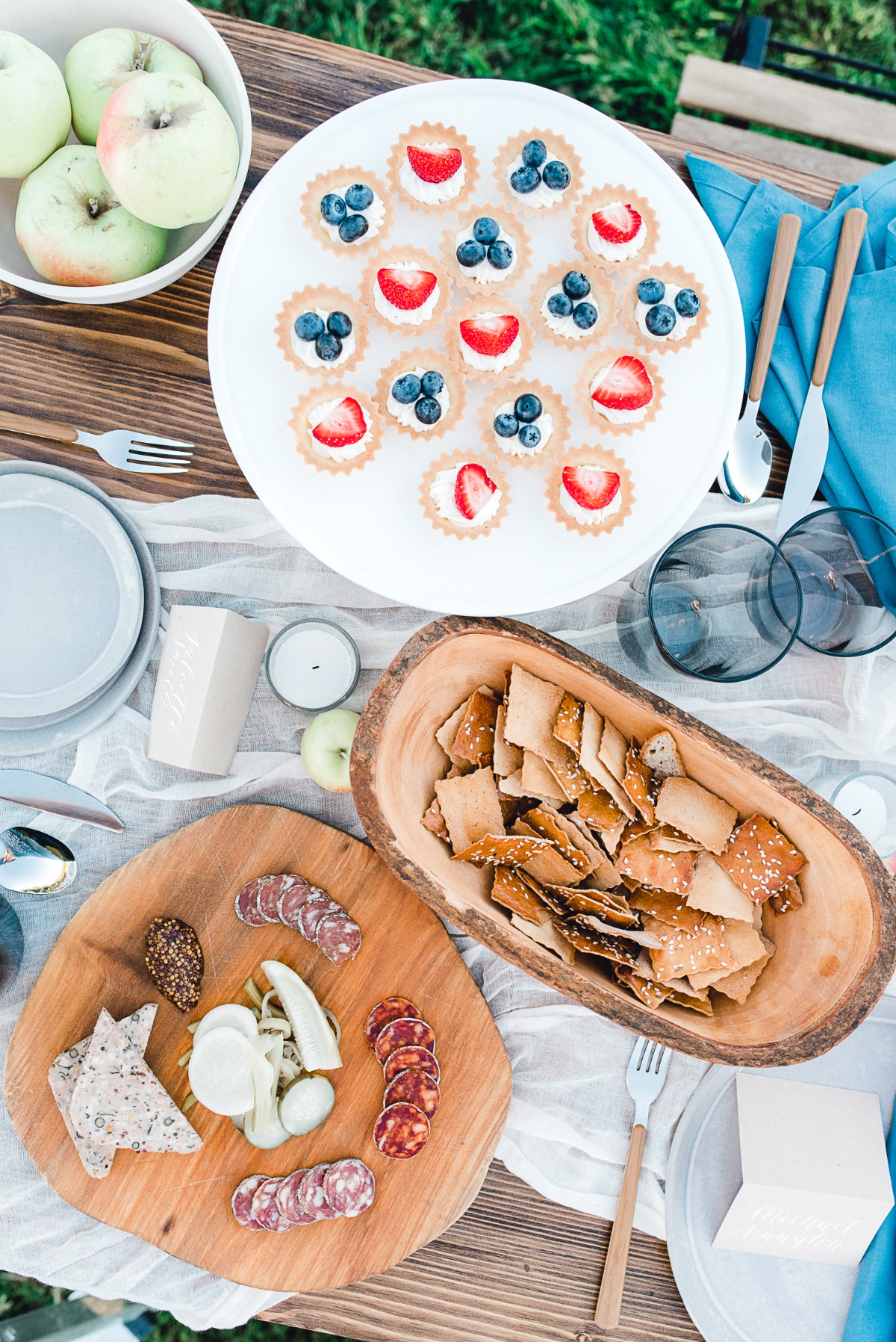 alfresco_pear_orchard_styled_shoot-59