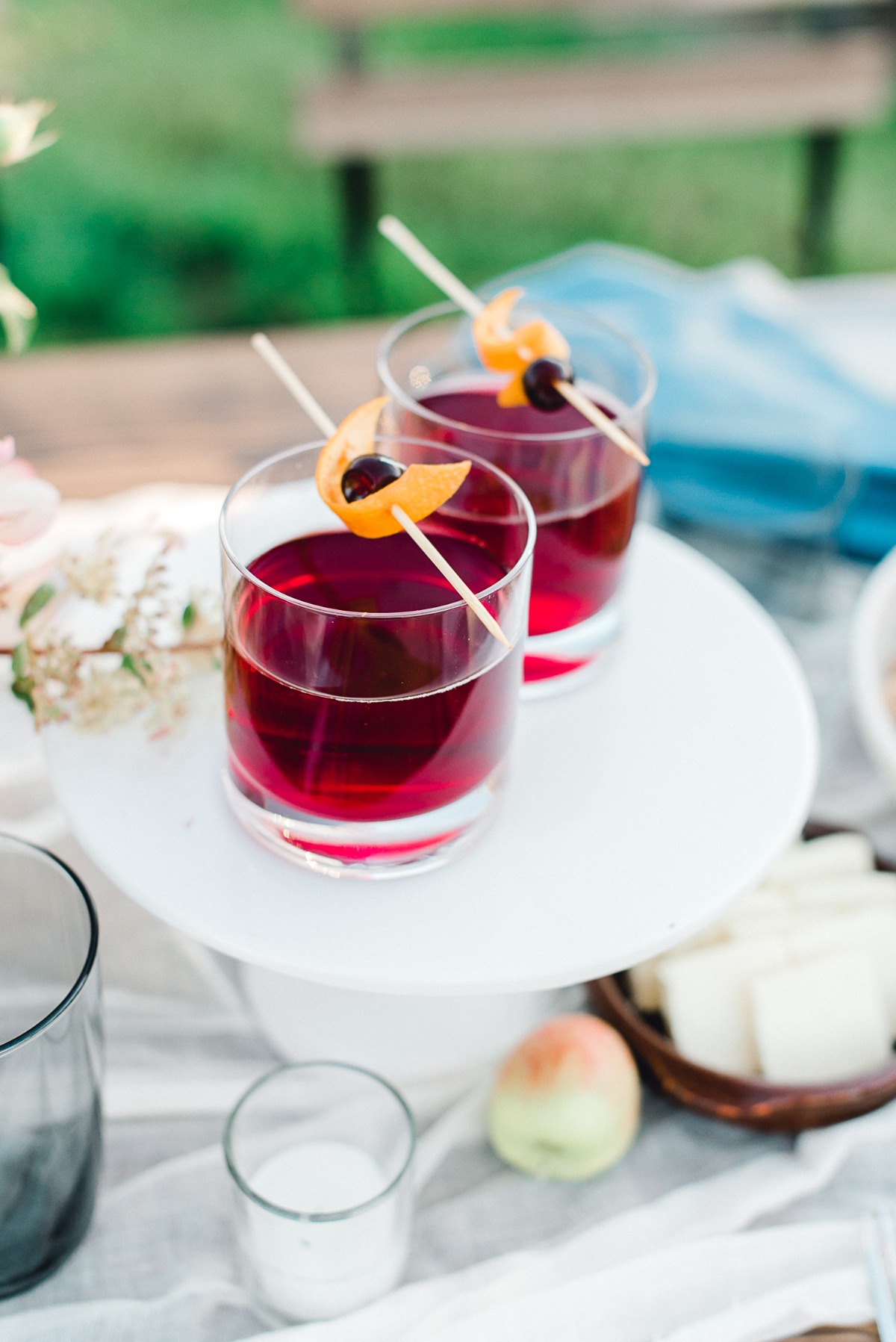 alfresco_pear_orchard_styled_shoot-66