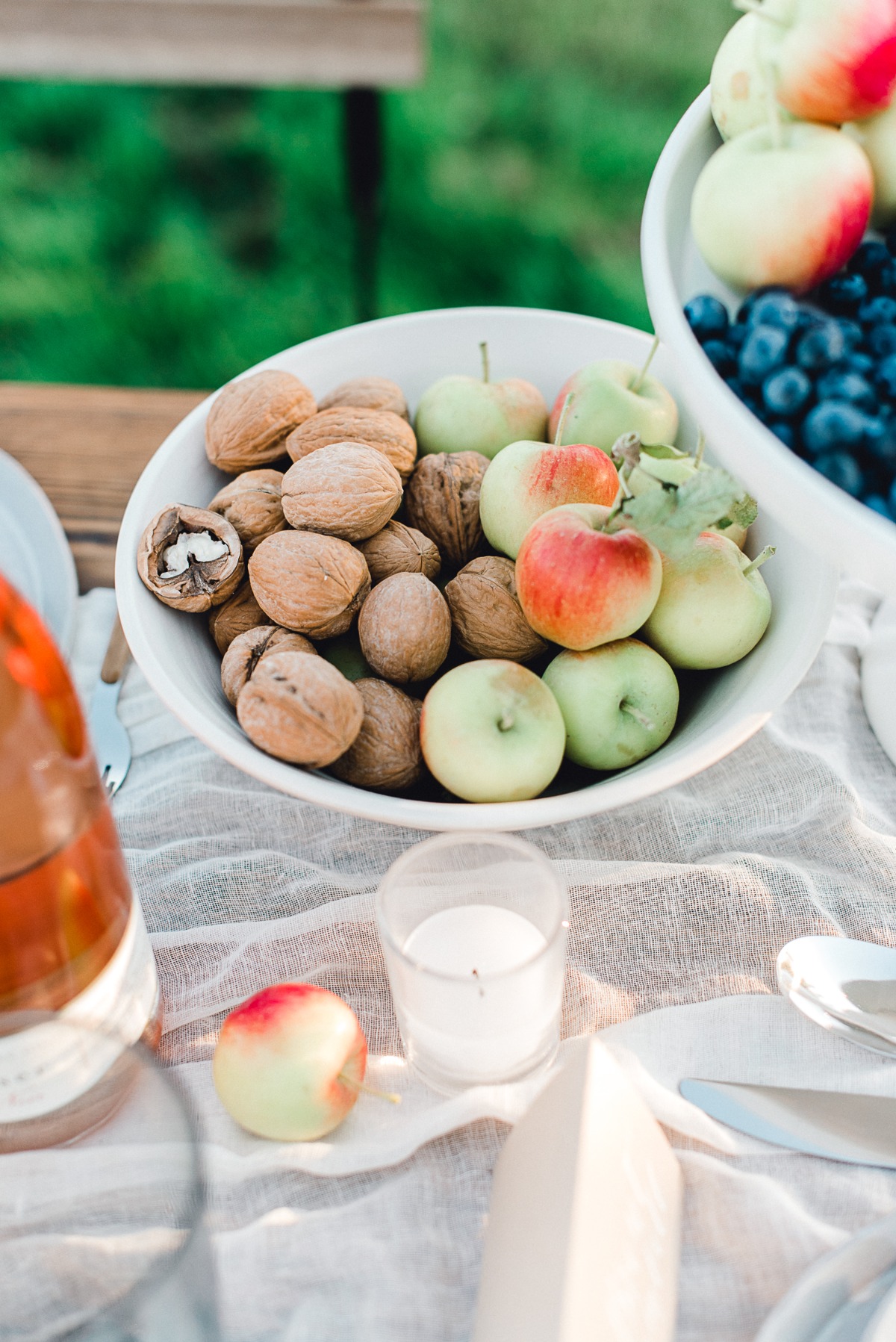 alfresco_pear_orchard_styled_shoot-68