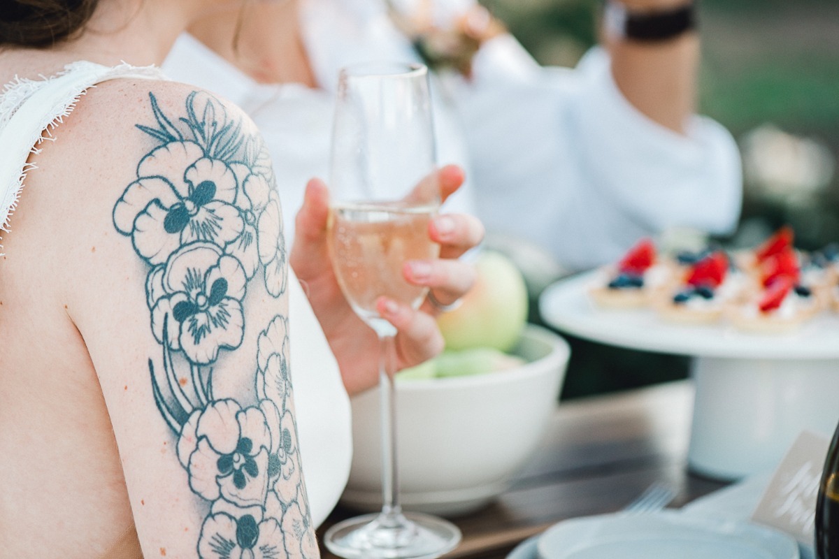 alfresco_pear_orchard_styled_shoot-74