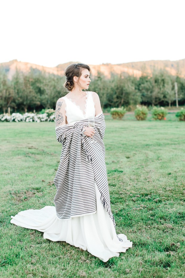 relaxed chic bridal look