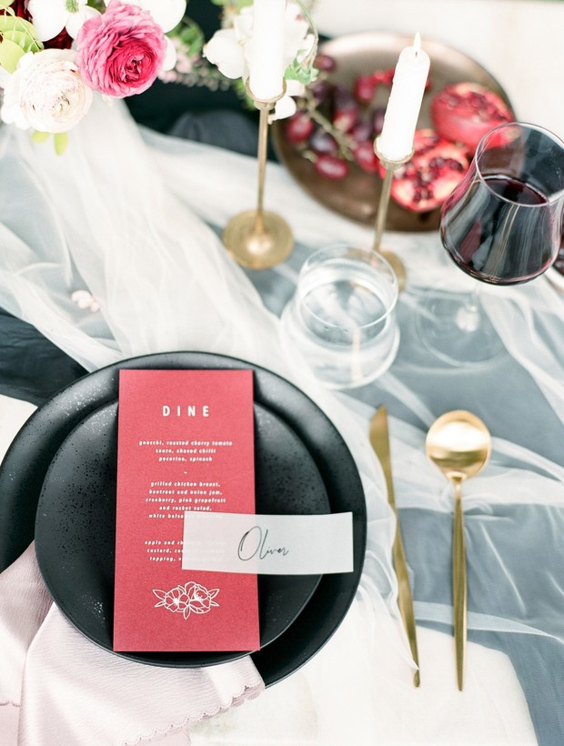 Black and red table decor