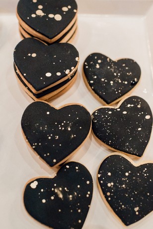 heart wedding cookies