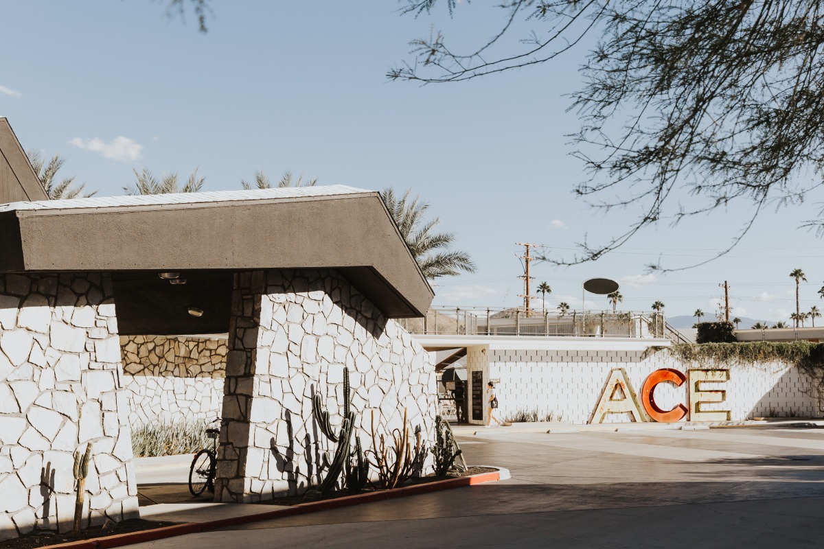 jeff_maria_engagement_palm_springs_ace_h