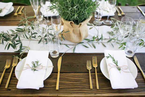 gold and white and organic wedding table decor