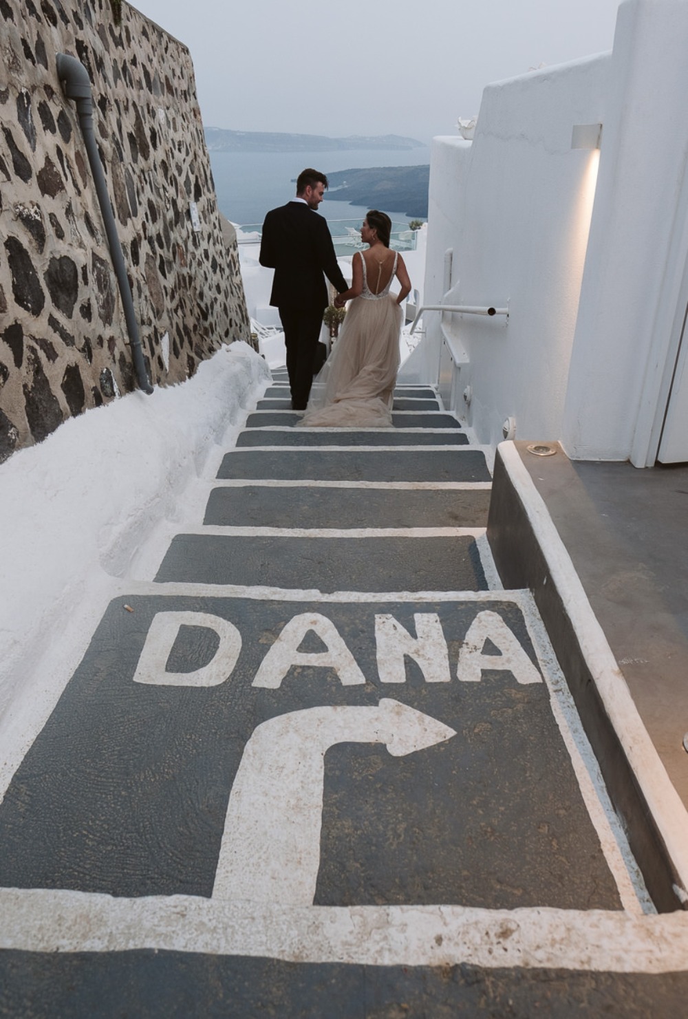 michele-and-chad-elopement-in-santorini